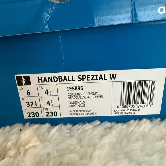 *NWT* Adidas Gazelle Handball Spezial "Green" sneakers size 6 - Picture 8 of 8